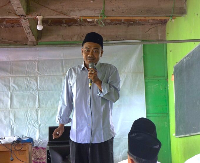 Kholid Usman: Strategi Santri Dalam Menciptakan Branding